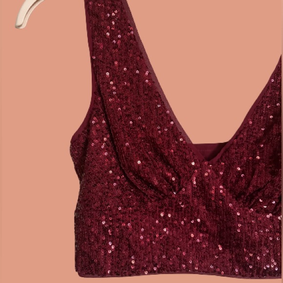 Sequin crop tank top | red, small | Lulu’s - Picture 2 of 4